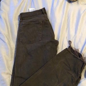 High-waisted Levi’s